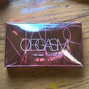 NARS endless orgasm multi-use face palette
